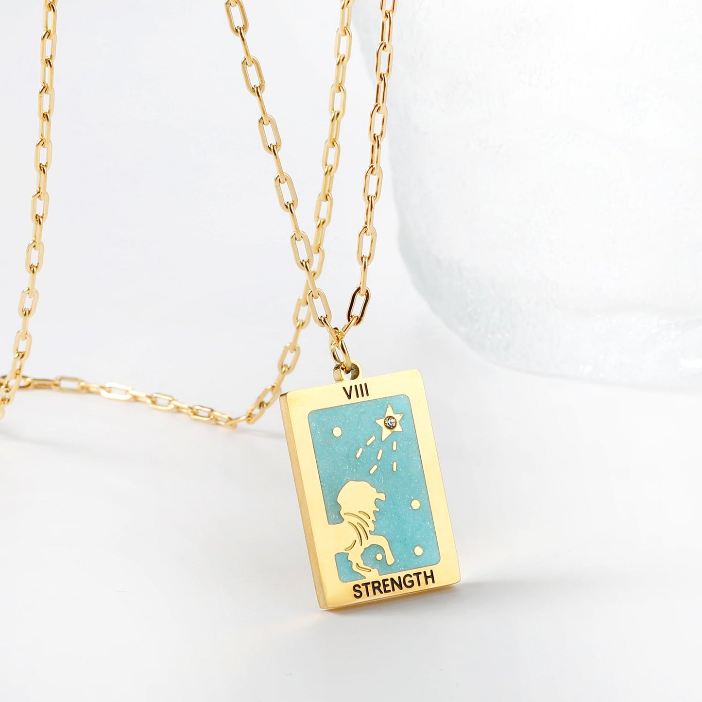 Aulala Tarot Pendant Strength